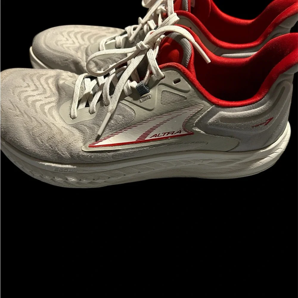 Men's Altra running Shoes in Gray and red